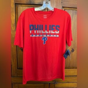 Majestic Youth XL (18) Red Phillies Baseball Graphic Stay Dry Tee. NWY